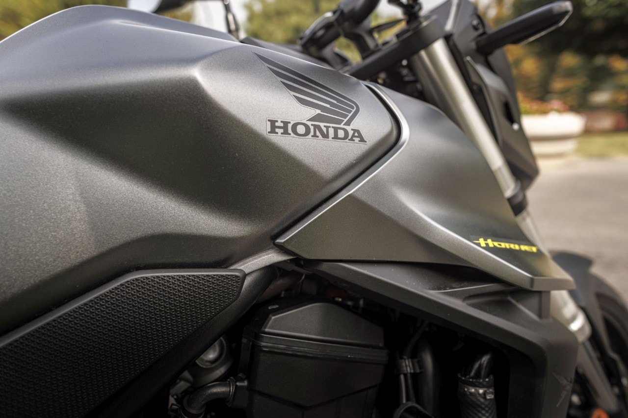 DueruoteTG #169 - Honda Hornet vs Yamaha MT-07: testa a testa tra le naked più vendute d'Italia
